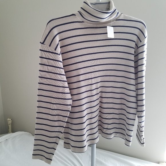 L.L. Bean Sweaters - L.L. Bean Womens size M Sweater